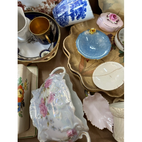 194 - Box of Vintage & Antique Ceramic Items