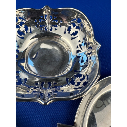 92 - Hallmarked Silver Pierced Pin Dish, Spanish Silver Ashtray & Hallmarked Silver Lid 85.65g