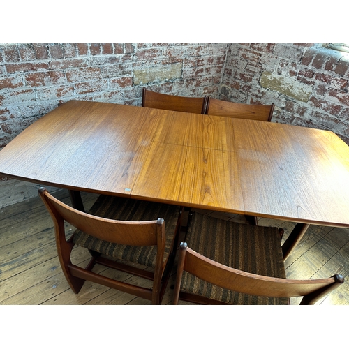 512 - Mid Century Portwood Sleigh Leg Extending Dining Table & Six Chairs in Great Condition