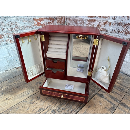 626 - As New Decorative Jewellery Box