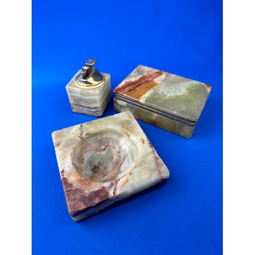 471 - Onyx Tables Smoking Set, Lighter, Ashtray & cigarette Box