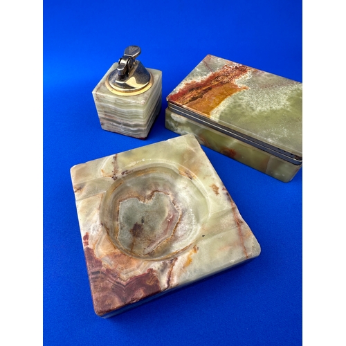 471 - Onyx Tables Smoking Set, Lighter, Ashtray & cigarette Box