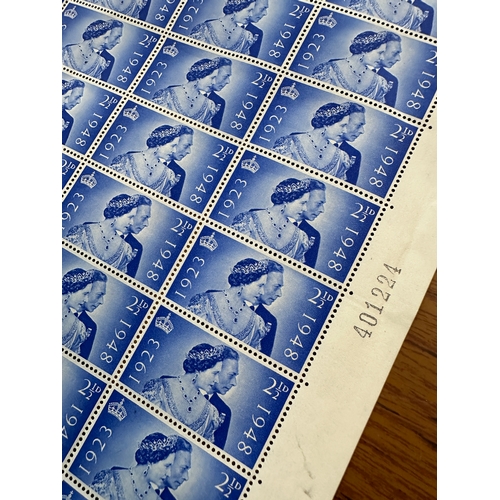 140 - SG493 1948 King George VI and Queen Elizabeth 2½d Silver Wedding Stamps.  Mint Complete Pane with Ma... 