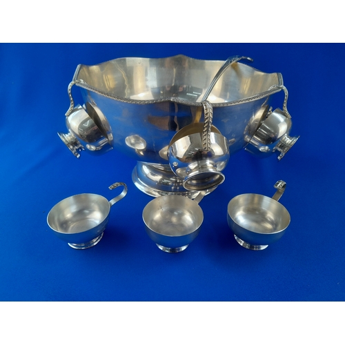 520 - Silver Plated Punch Bowl with Ladle and 6 Silver Plated Cups