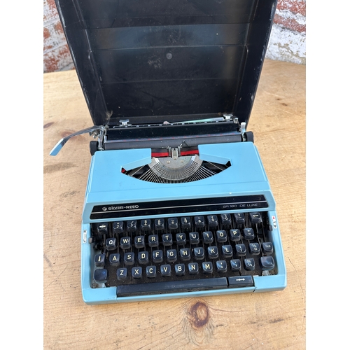 485 - Silver-Reed SR180 De Luxe Portable Typewriter