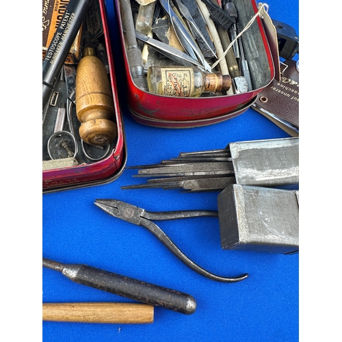 414 - Collection of Small Vintage Tools