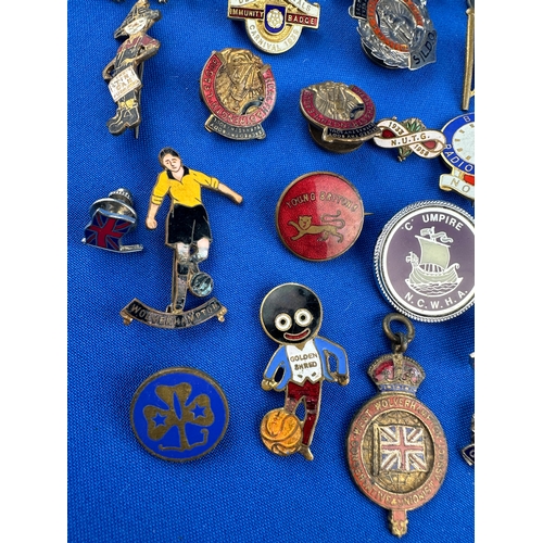 142 - Vintage & Antique WW1 Medal & Pin Badges including Enamel, Golly Badge, Military &^ Sporting Badges ... 