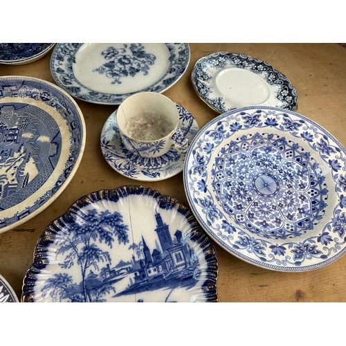 565 - Group of Antique & Vintage Blue & White Plates including Minton