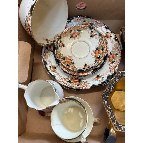 567 - Antique Imari Pattern Ceramics & Stoneware