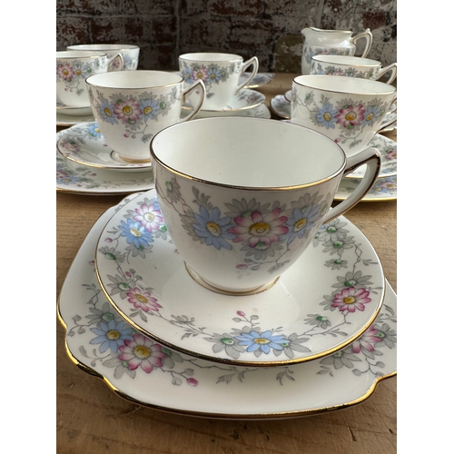 570 - Vintage Floral Pattern Six Piece Tea Service