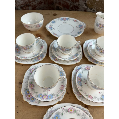 570 - Vintage Floral Pattern Six Piece Tea Service