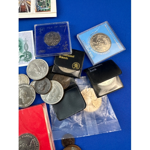 165 - Group of Collectable Coins & Tokens