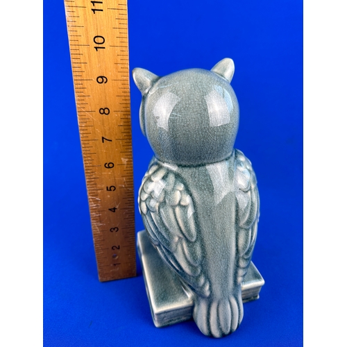 552 - Mid Century Ceramic Owl Figure