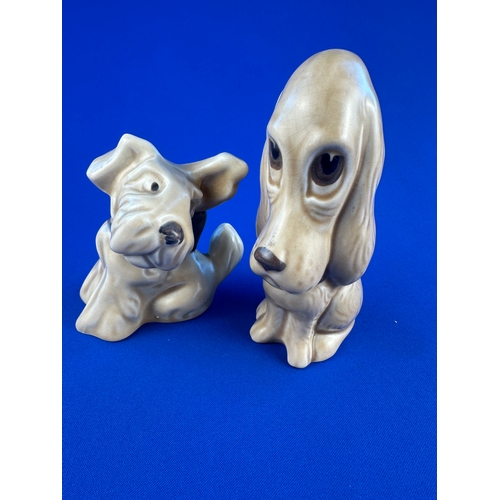 577 - Two Sylvac Dogs