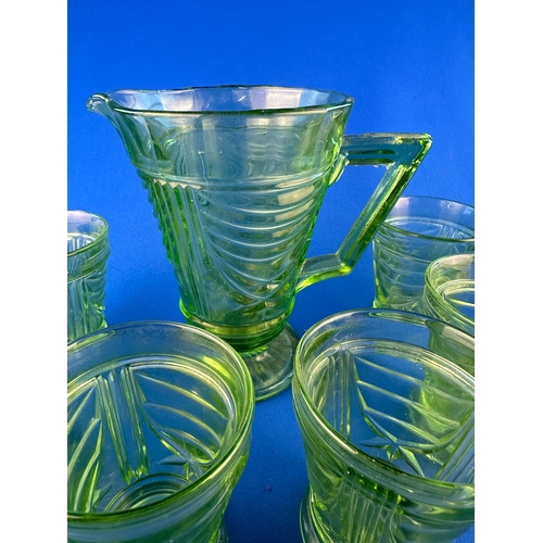 618 - Art Deco Green Glass Lemonade set - one glass as found