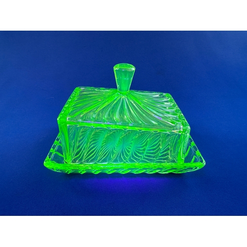 600 - Uranium Glass Butter Wedge