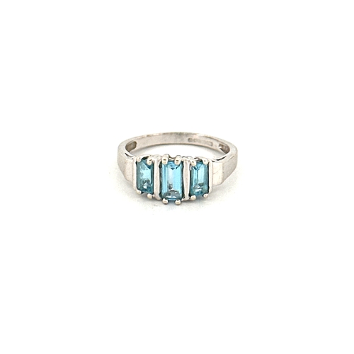 96 - Nine Carat White Gold & Aquamarine Ring. Full Sheffield Hallmarks. Size J. 2.8g