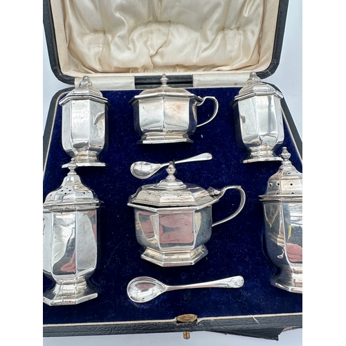 25 - Pair of Hallmarked Silver Cruet Sets in Fitted Case, Sheffield 1929 - 266g Silver Weight