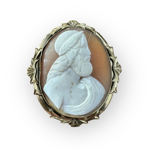 90 - Large Antique Cameo depictic Neo Classical Head