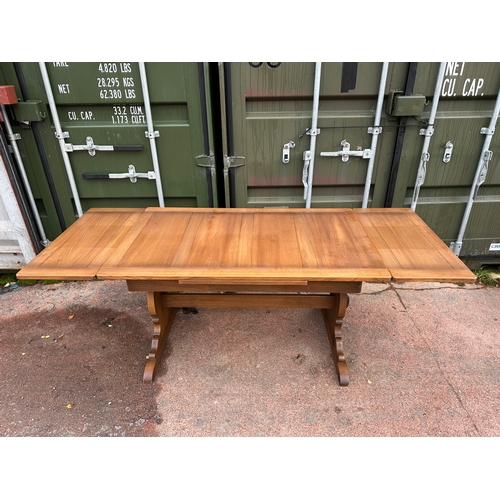 1025 - Ercol - 6 Old Colonial Chairs inc. 2 Carvers with Extending Ercol Dining Table in Fantastic Conditio... 