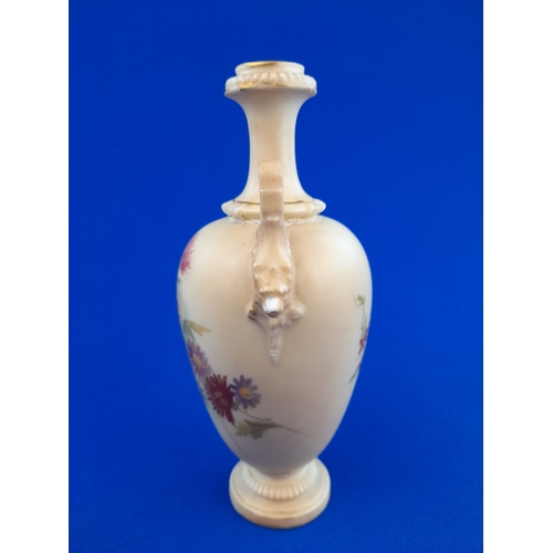 535 - Assorted Ceramic and Glassware Items including Wedgwood, Royal Worcester and Royal Doulton - some pi... 