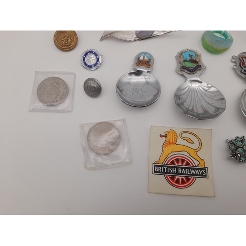 527 - Group of Collectable Items including Badges, Souvenir Spoons and Thimbles