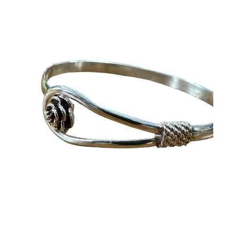 75 - 925 Silver Bangle with Rose design 12.35g