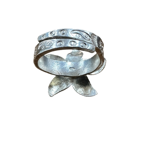 80 - Handmade 925 Silver Flower Ring, adjustable 6.4g