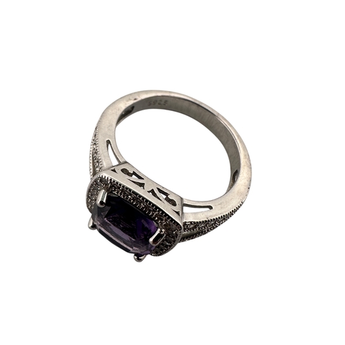 85 - 925 Silver Ring with Purple Stone, size Q