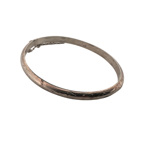 87 - Silver Hinged Bangle