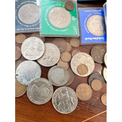 213 - Group of Antiq, Vintage & Commemorative Coins inc. Silver