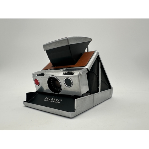 745 - Polaroid SX-70 Land Camera - Vintage, Colapsing Compact Instant Camera