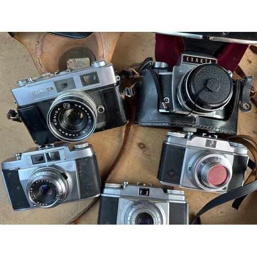 750 - Collection of 11 Vintage Cameras inc. Konica, Exakta, Zeiss Ikon Continette etc.