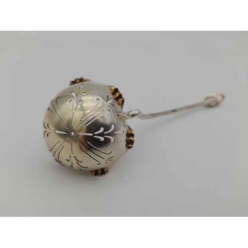 15 - Sheffield 1909 Sterling Silver Strainer Ladle - James Dixon & Sons, 23.9g...