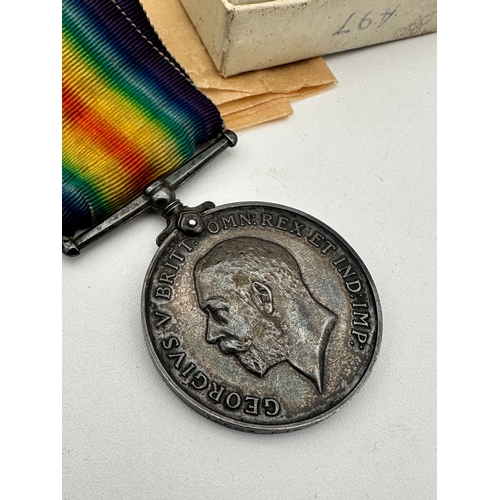 197 - WWI Medal awarded to Private H. Brown 18504 York R.