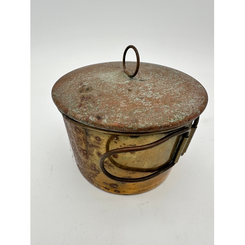 423 - 19th Century Brass Travelling Saucepan with Spirit Burner & Stand