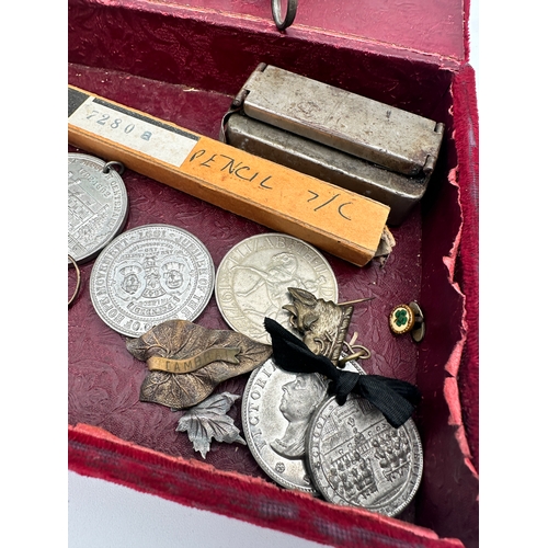 431 - Group of Collectables including Commemorative Medals, Badges & Hat Pins