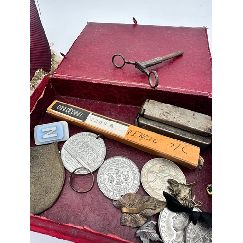 431 - Group of Collectables including Commemorative Medals, Badges & Hat Pins