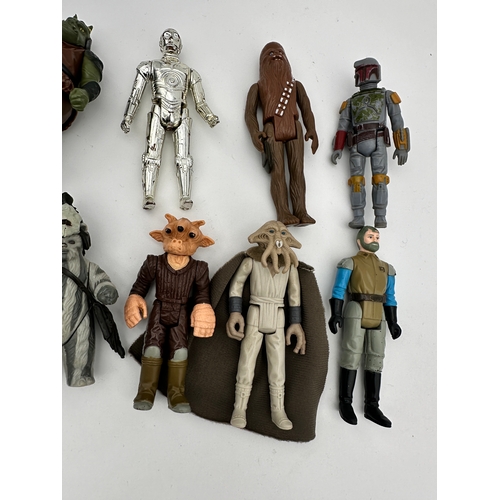 331 - Group of 9 Vintage Kenner Star Wars Figures