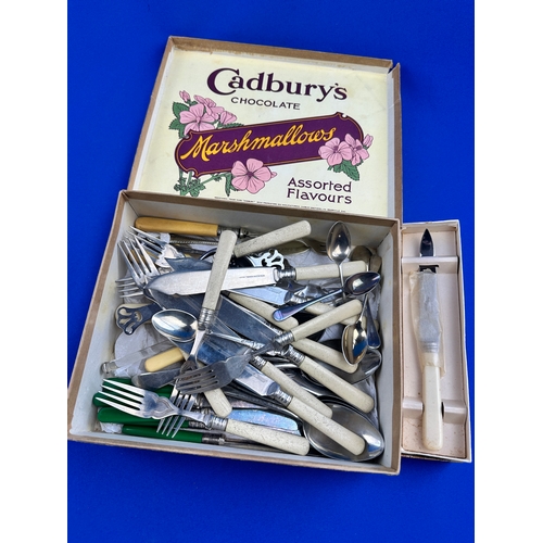 449 - 6 Piece Cutlery Canteen, Boxed & Loose Flatware, Please see all pictures