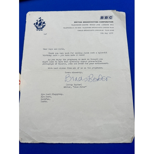 450 - Vintage Signed Blue Peter Photograph, Valerie Singleton,. John Noakes & Peter Purves Alongside Wilfr... 