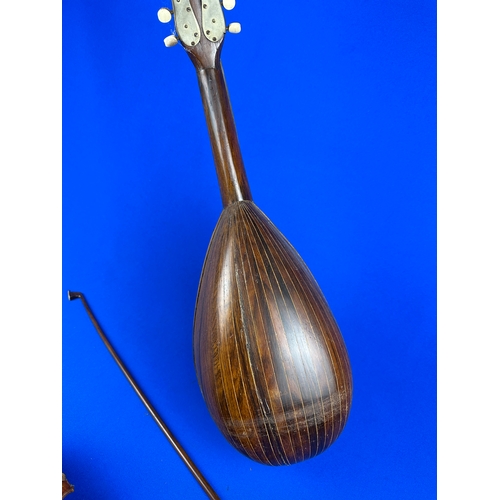 822 - vintage Mandolin and Violin for Restortion or Decoration