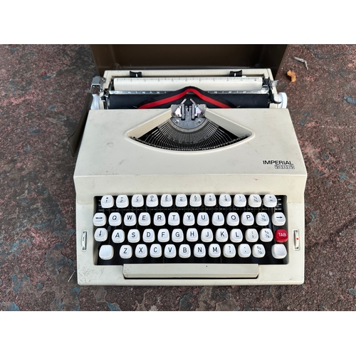 388 - Imperial 2002 Portable Typewriter