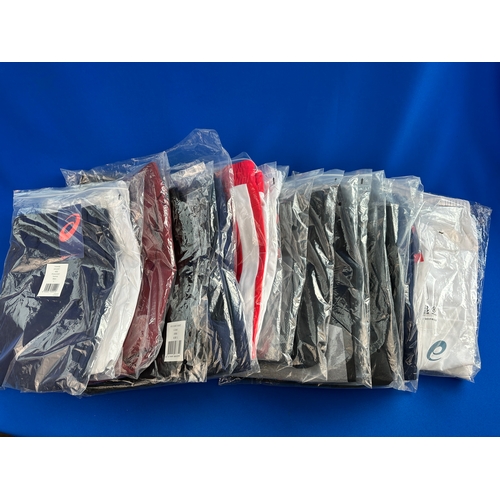 834 - 19 Pairs of Brand New Asics Tennis/Sports Shorts in Mens Size L