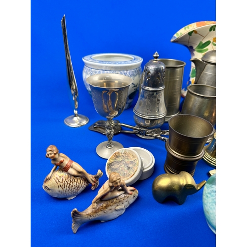 408 - Group of Small Collectables, Ceramics, Glass & Metalware