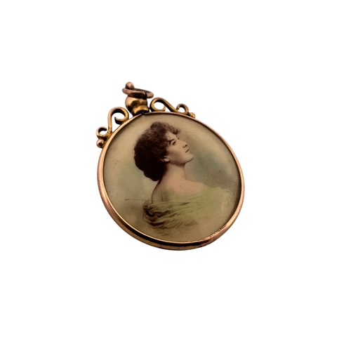 156 - Edwardian Nine Carat Gold Photograph Locket Pendant, Birmingham 1904. Maker W.L. 3g Gross