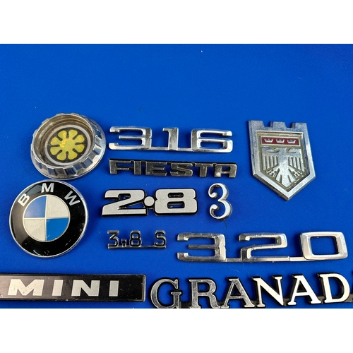 358 - Automobilia - Group of Vintage Car Badges