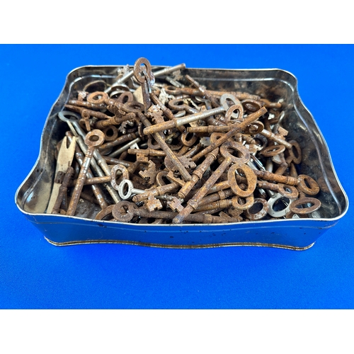 379 - Tin of Antique & Vintage Keys