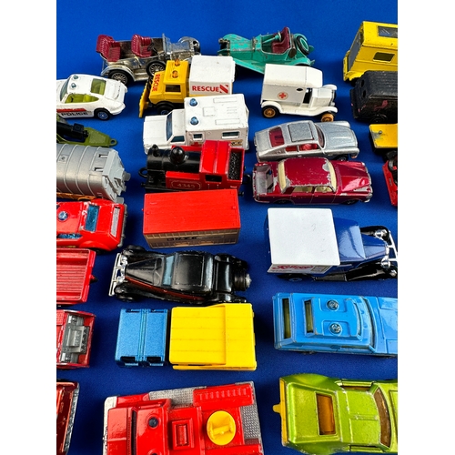 250 - Quantity of Playworn Diecast Car etc. including: Matchbox, Corgi, Hotwheels, Majorette etc.