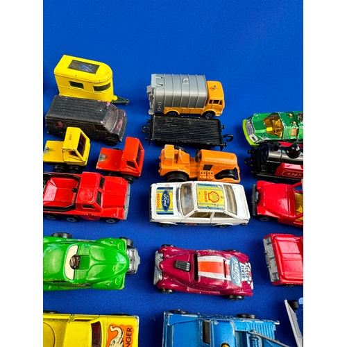 250 - Quantity of Playworn Diecast Car etc. including: Matchbox, Corgi, Hotwheels, Majorette etc.